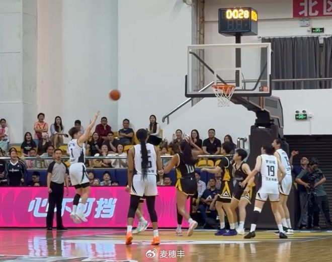 广东男篮女篮双线告负 被准绝杀陷困境