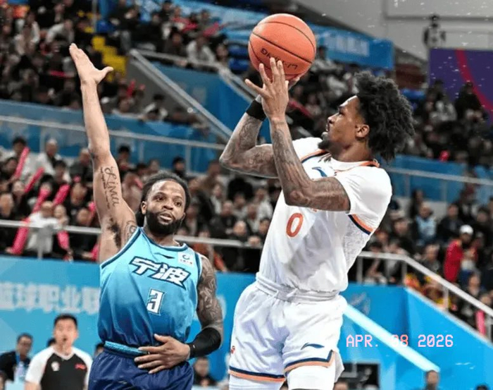 CBA常规赛第36轮上演史诗级逆转与惨烈掉队