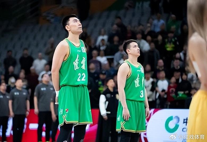 辽宁男篮逆转南京队，乌戈执教第8胜，鄢手骐关