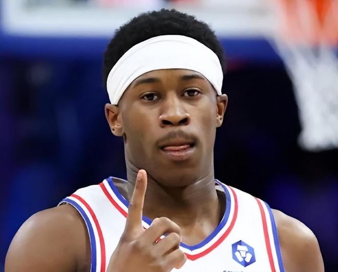 76人爆冷掀翻绿军 小艾封神创季后赛新秀纪录