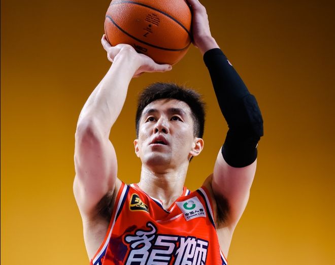 郭艾伦回应被好友诈骗传闻：未受骗并追责造谣